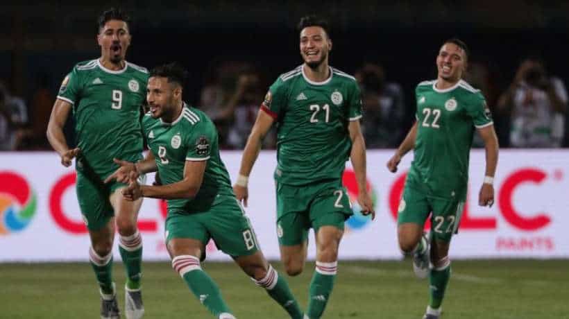 L"équipe nationale algérienne a arraché aujourd'hui 27 juin en Egypte son billet pour le deuxième tour de la coupe d'Afrique des nations après sa victoire 1-0 face au Sénégal.